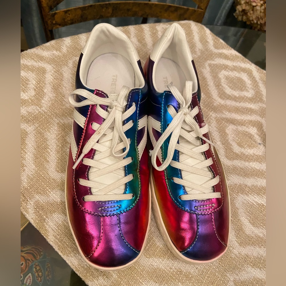 Tretorn Camden7 Iridescent Rainbow Sneaker - Picture 2 of 13
